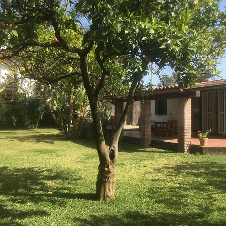 Villa Andrea Fondachello  Ngoại thất bức ảnh